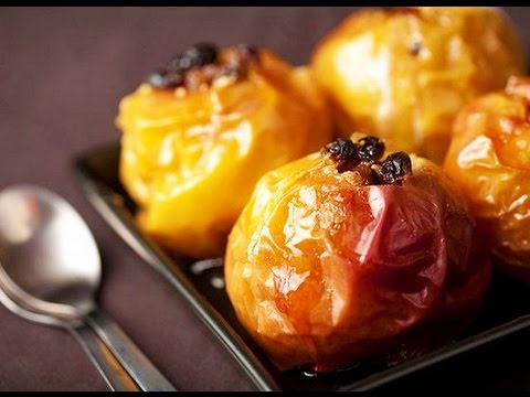 Baked apples in the oven, slow cooker, microwave - step by step recipes