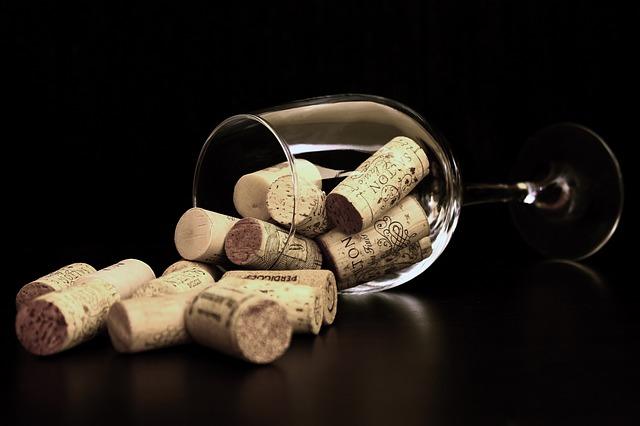 Wine cork set