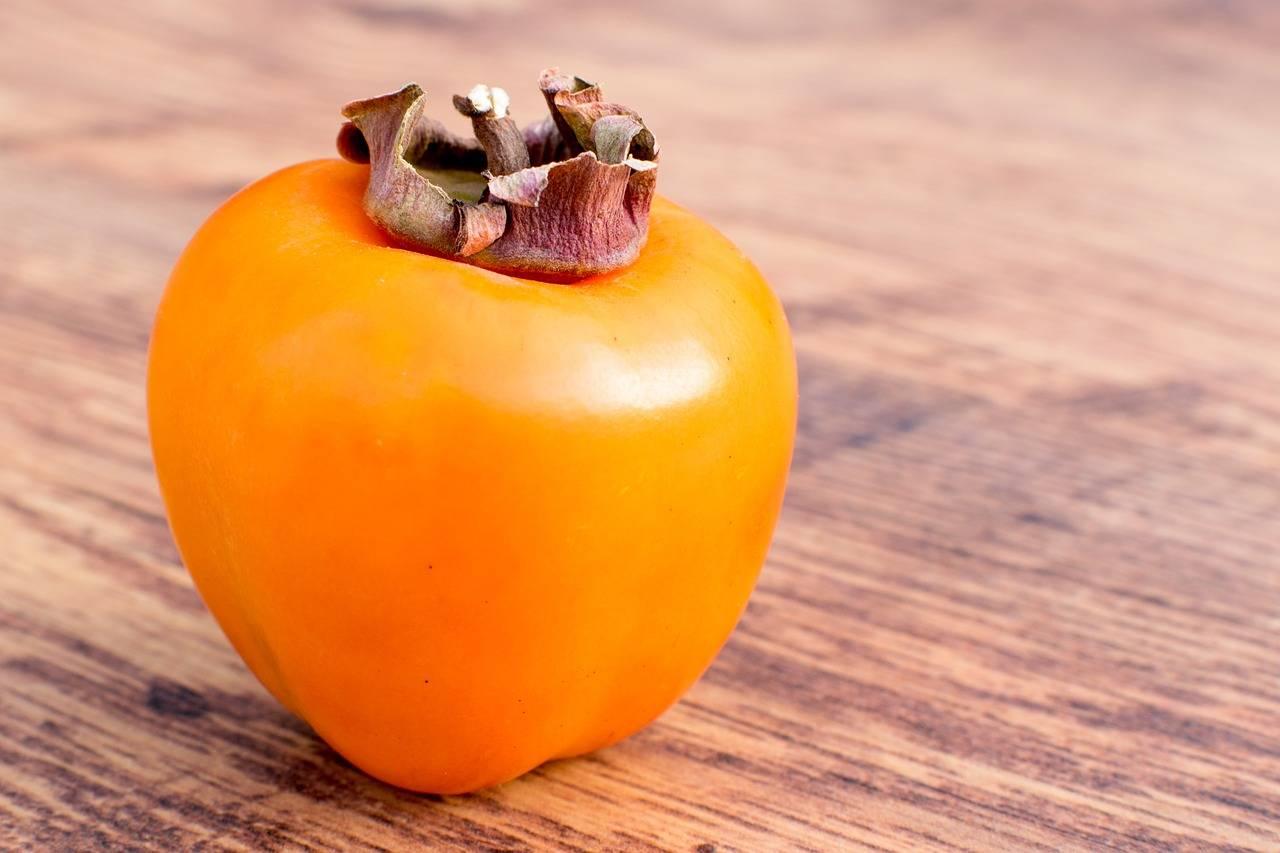 The benefits and harms of persimmons for the body
