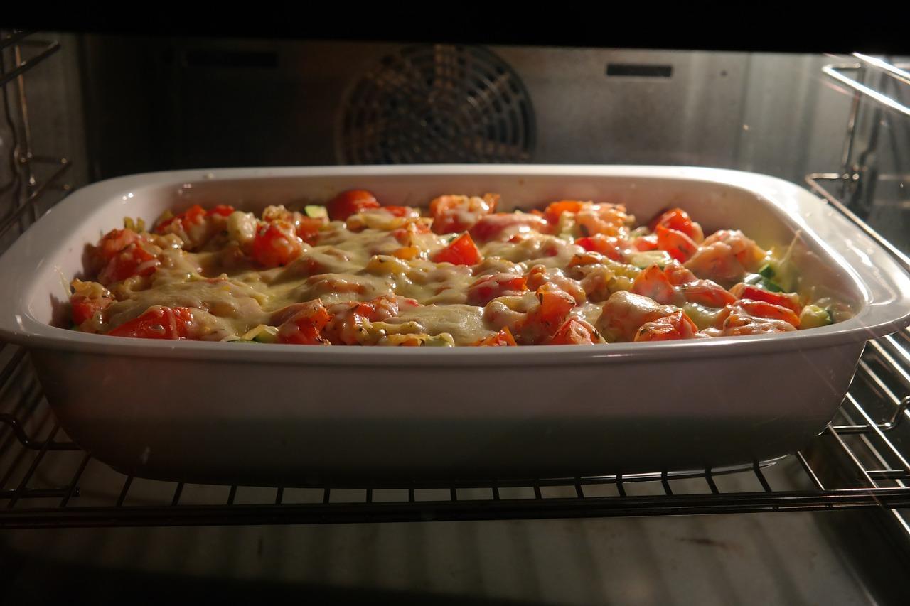 How to cook minced lasagna in the oven