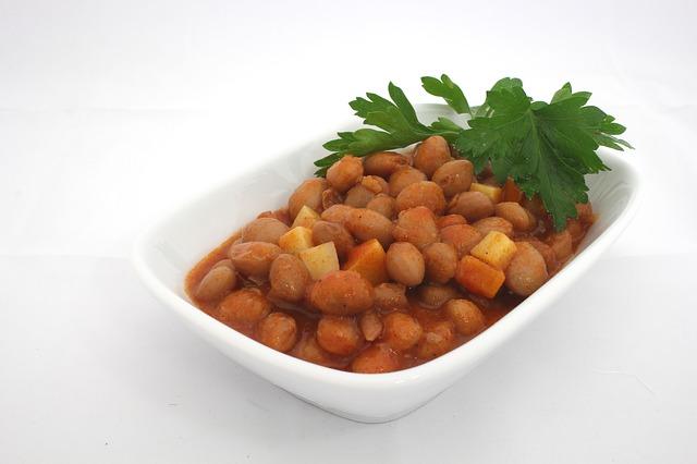 Garnished Beans in Tomato Sauce