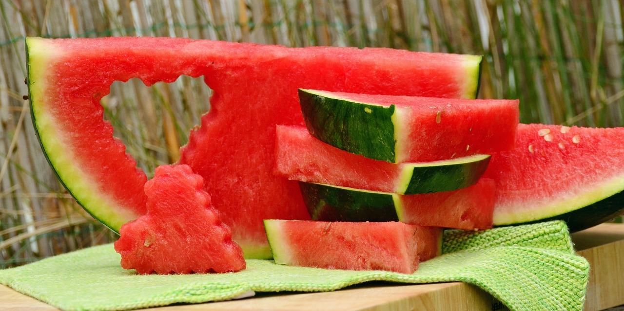 How to salt watermelons for the winter