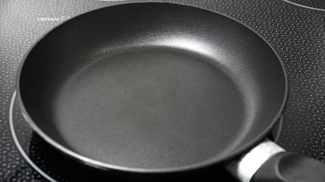New non-stick pan