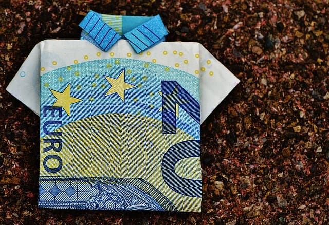 Origami from euro banknote